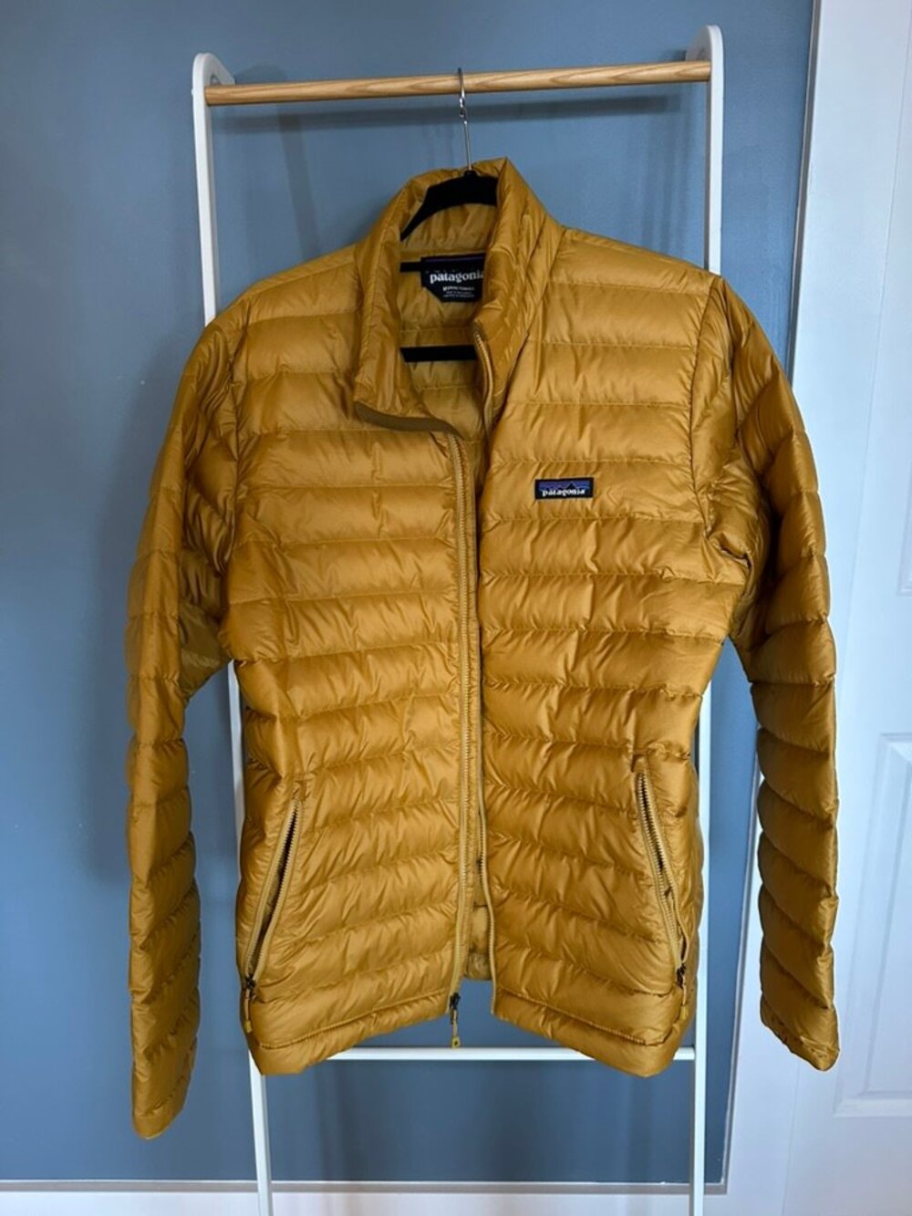 Patagonia Down Sweater Jacket Gold Medium
